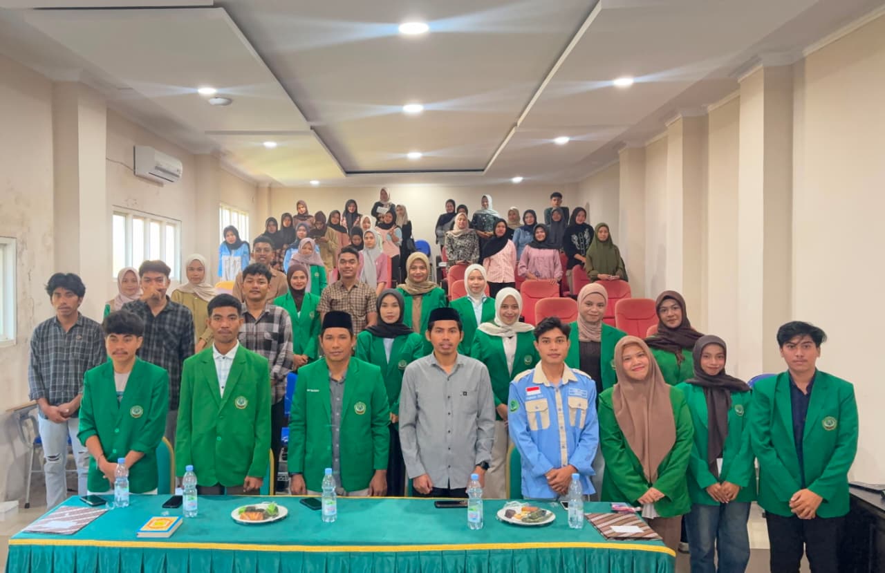Begini Pesan Dekan FEBI IAIN Ternate Saat Melantik Pengurus HMPS PBS Masa Bakti  2026-2027