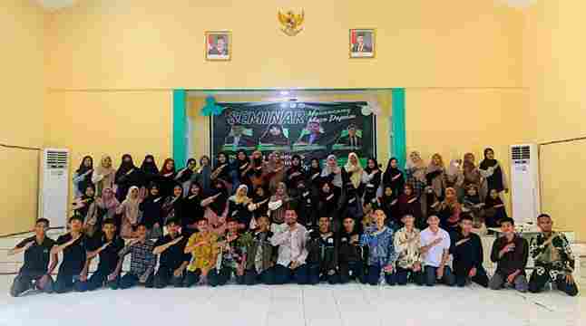 LDK Al-Ishlah Sukses Gelar Seminar Muslim Berprestasi, Ketua LDK: Para Peserta Mendapat Doorprize Menarik dari Panitia